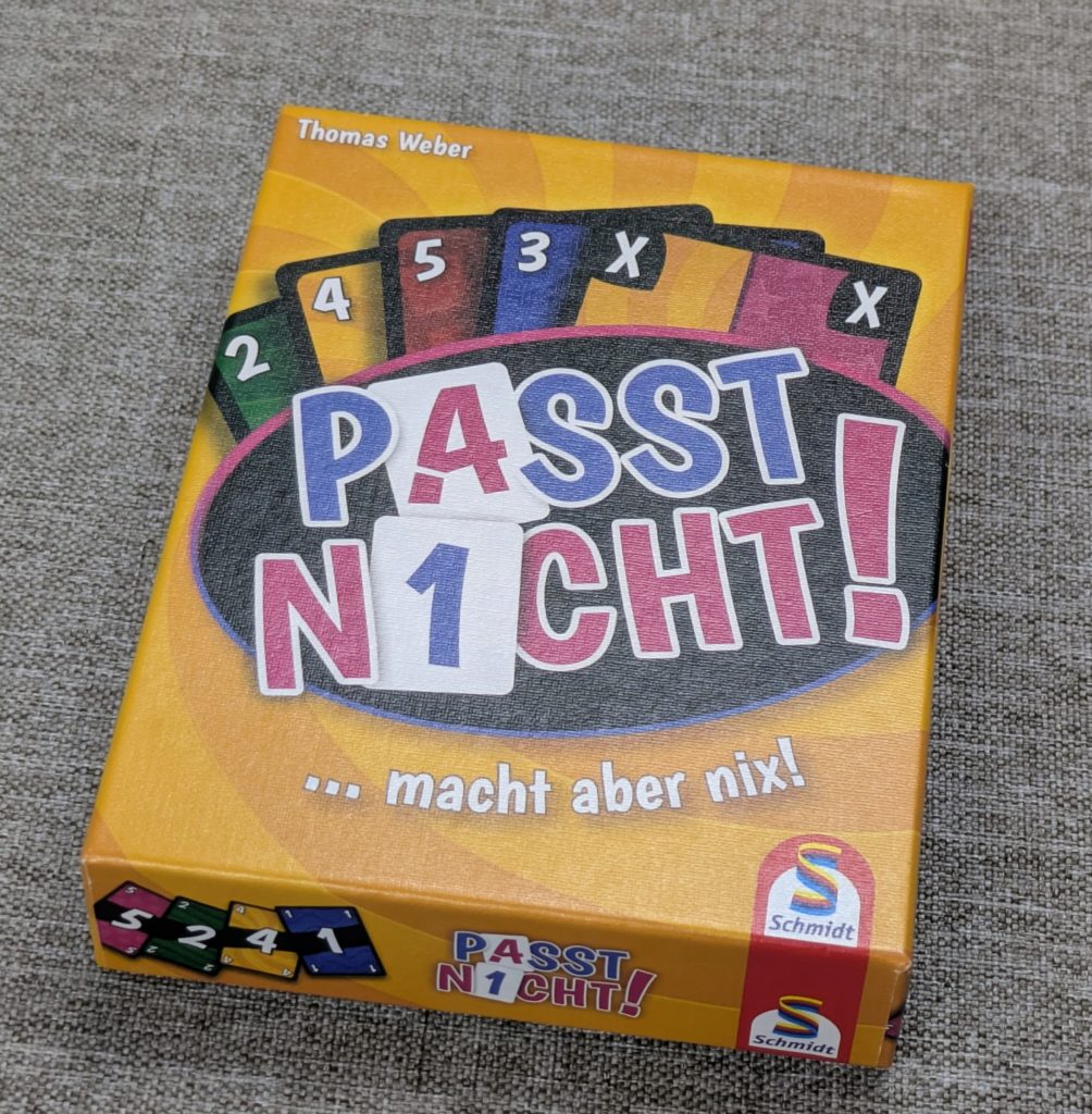 パストニヒト　ボードゲーム　カードゲーム　テーブルゲーム　大富豪　ゴーアウト