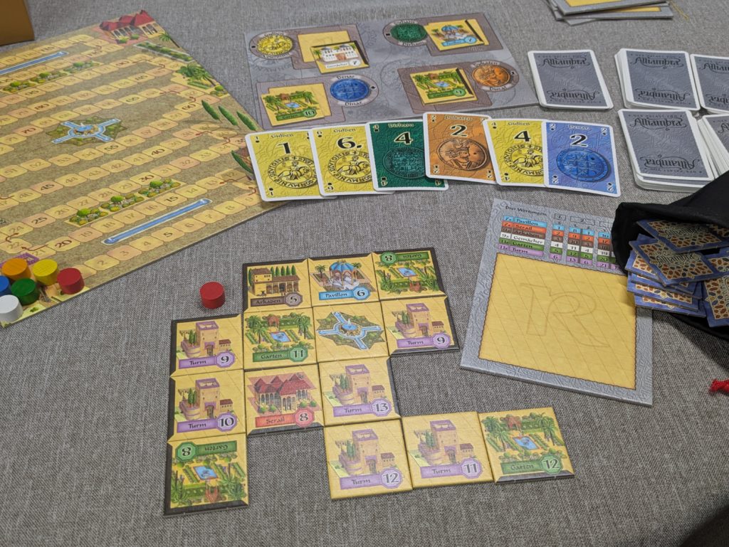 ボードゲーム　カードゲーム
パーティゲーム　アナログゲーム
テーブルゲーム　タイル配置
アルハンブラ